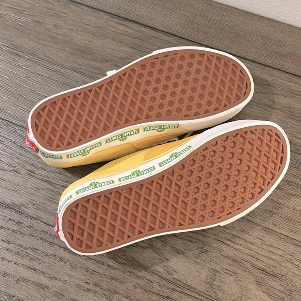 EUC [Vans] Sesame Street Family Yellow Tennis Shoes Sneakers Ladies 5 = Kids 3.5 - Picture 12 of 13